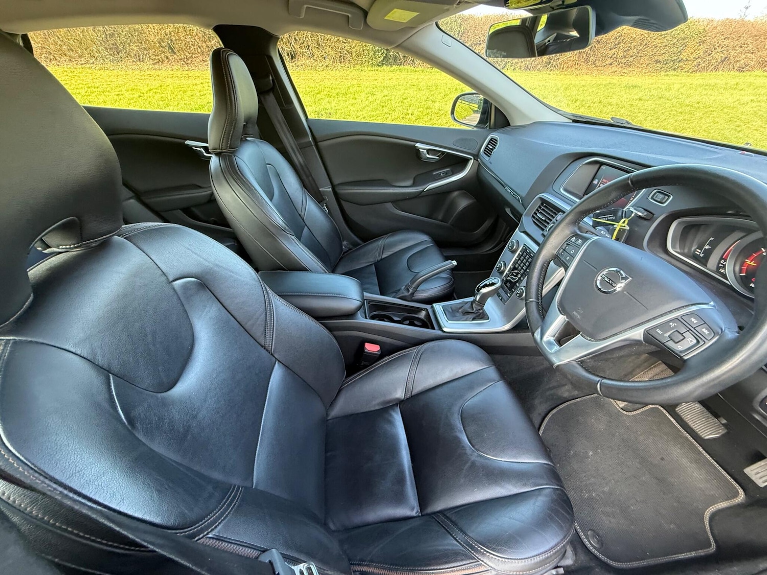 Used Volvo V40 Cross Country for sale - 77753716: Photo 19