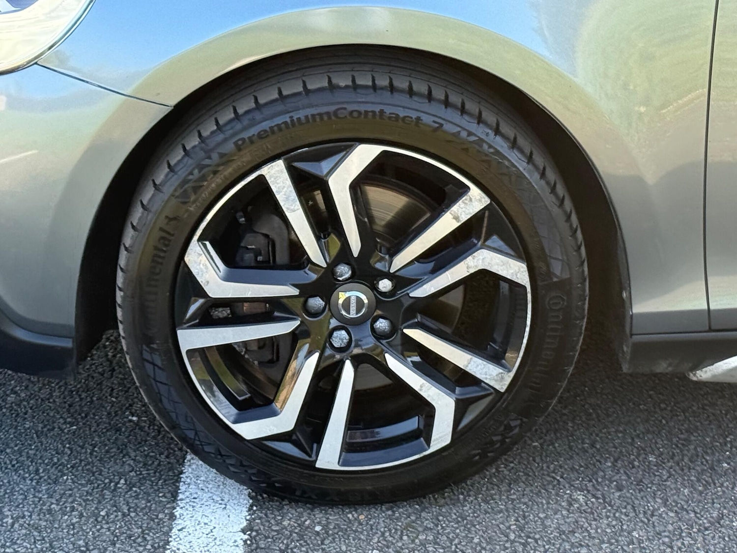 Used Volvo V40 Cross Country for sale - 77753716: Photo 22