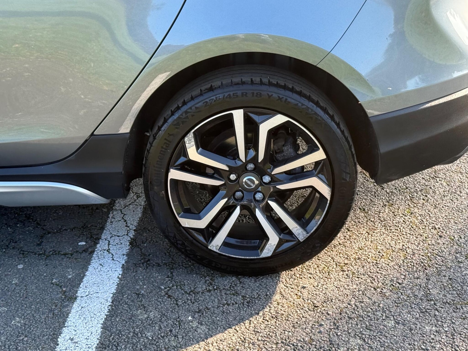 Used Volvo V40 Cross Country for sale - 77753716: Photo 23