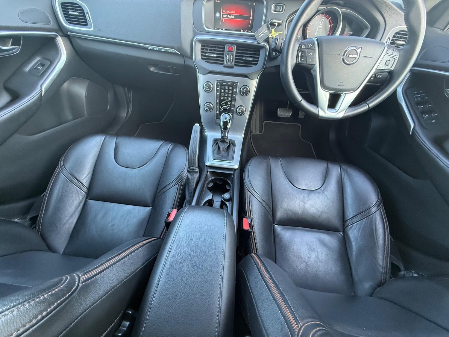 Used Volvo V40 Cross Country for sale - 77753716: Photo 27