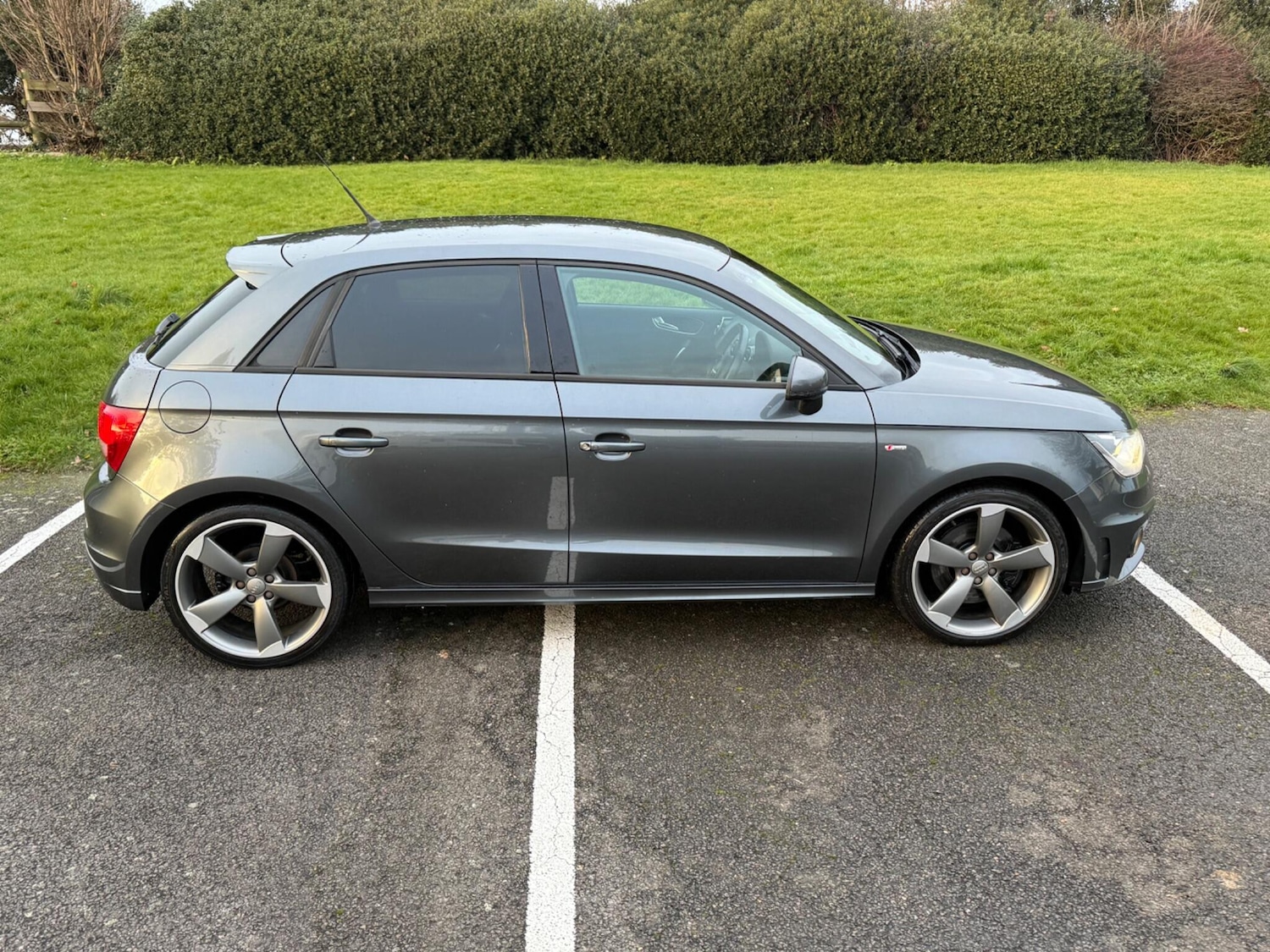 Used Audi A1 2014 for sale - 77109239: Photo 15