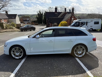 Used Audi S4 Avant 2013 for sale - 77768224: Photo
