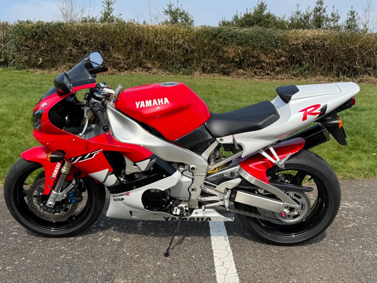 Yamaha R1