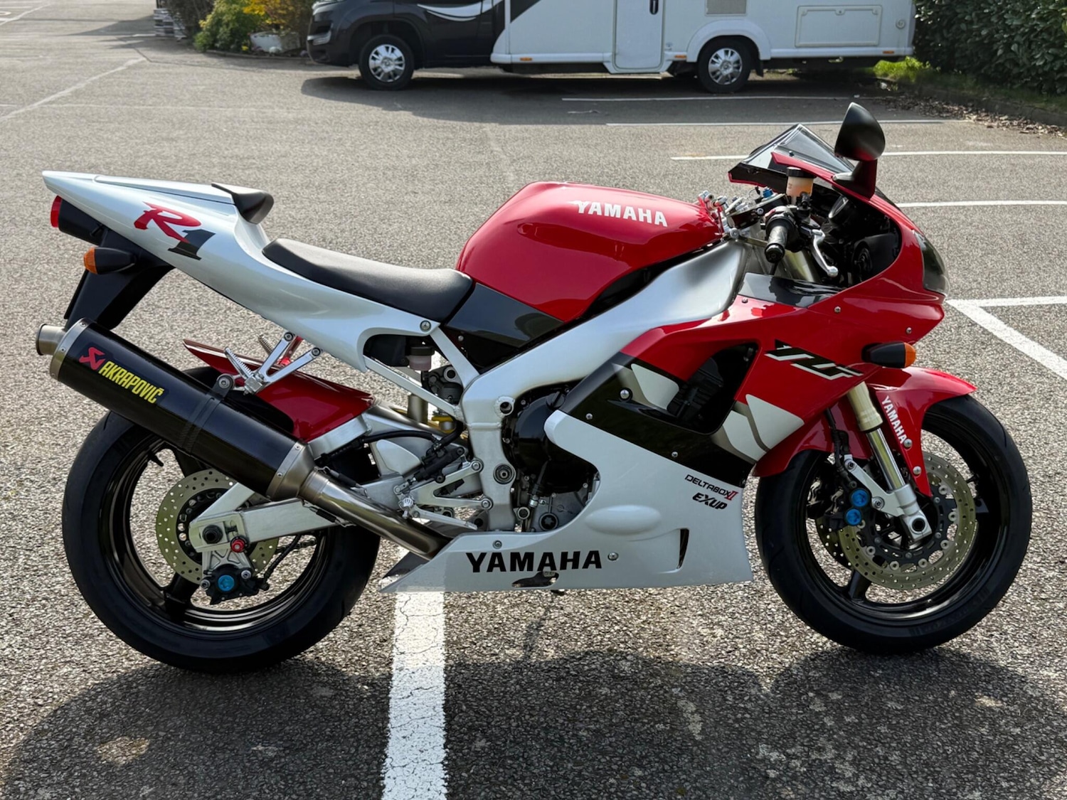 Yamaha R1