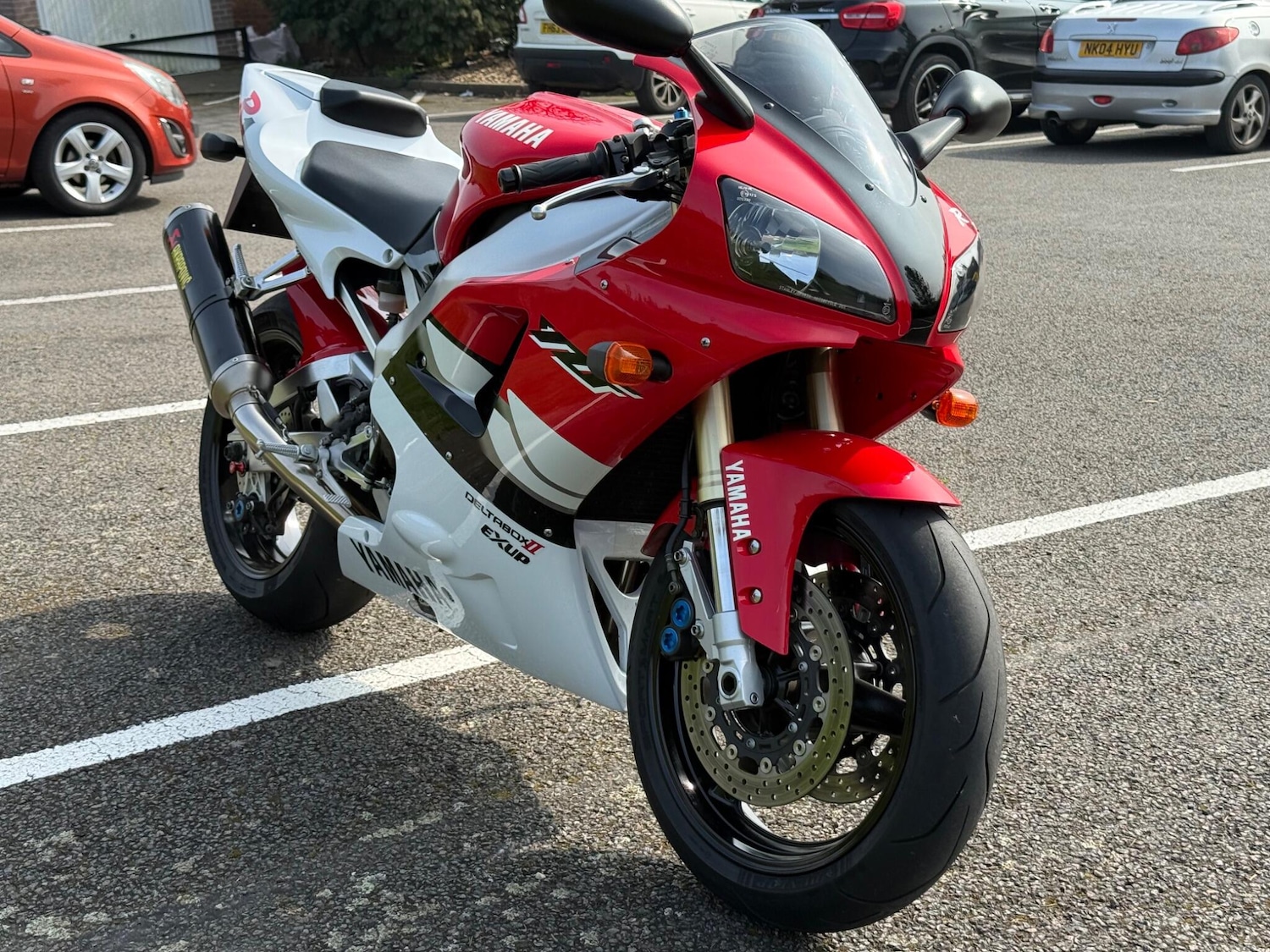 Yamaha R1
