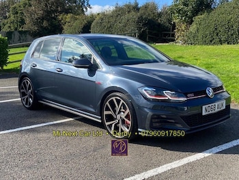 Used Volkswagen Golf 2018 for sale - 76539592: Photo