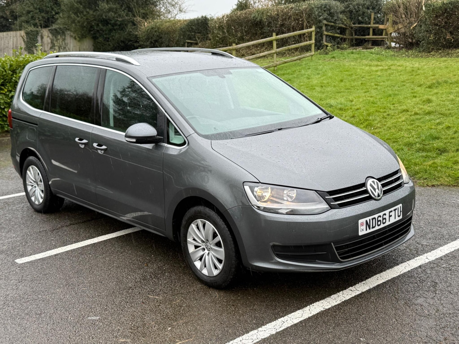 Used Volkswagen Sharan 2016 for sale - 77612915: Photo 1