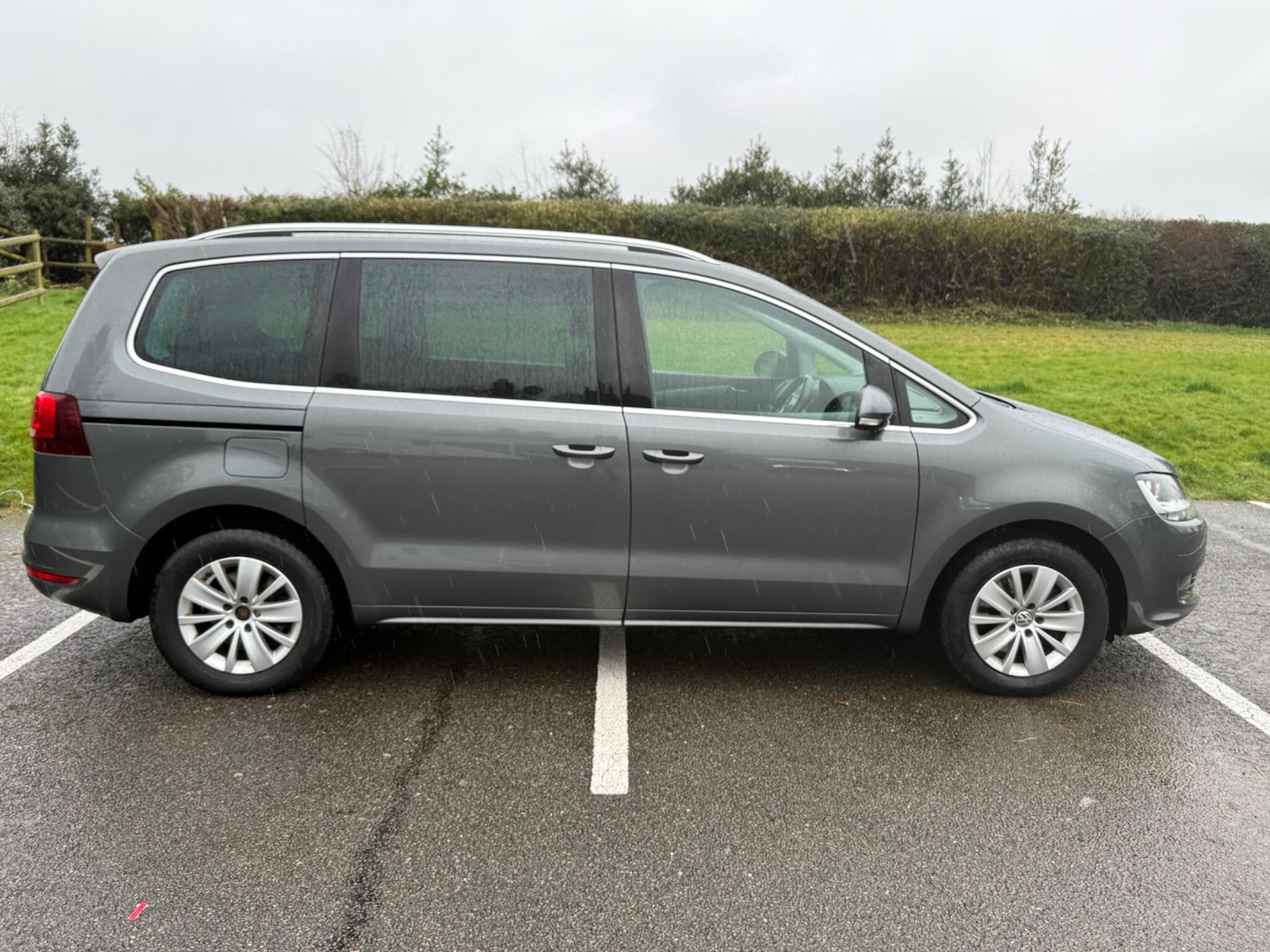 Used Volkswagen Sharan 2016 for sale - 77612915: Photo 12