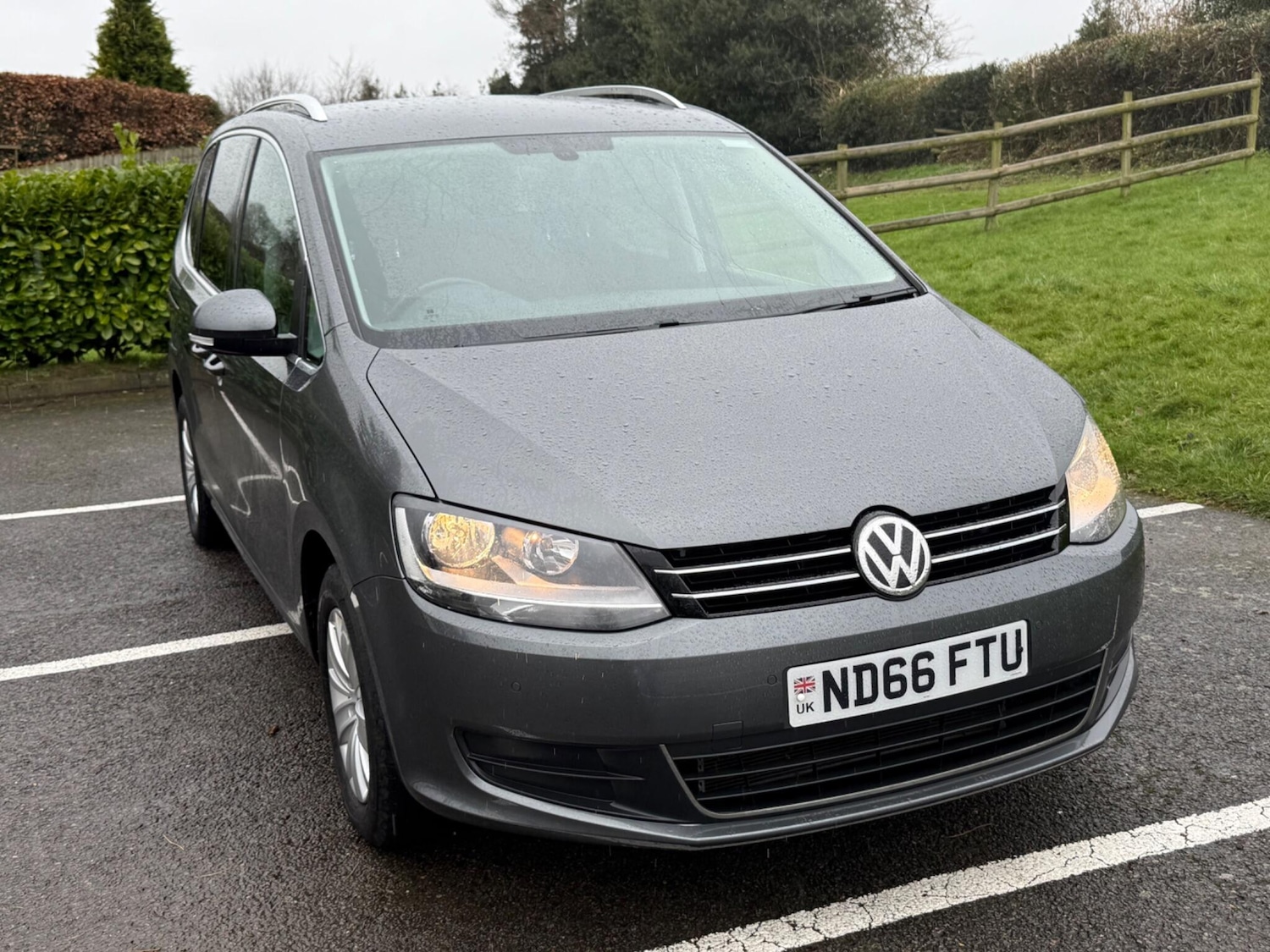 Used Volkswagen Sharan 2016 for sale - 77612915: Photo 2