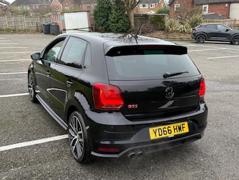 Used Volkswagen Polo 2016 for sale - 77290558: Photo