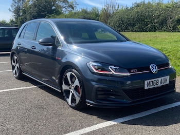 Used Volkswagen Golf 2018 for sale - 75290584: Photo