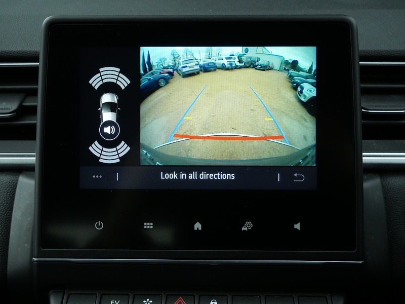 Used Renault Captur 2021 for sale - 76686800: Photo 23