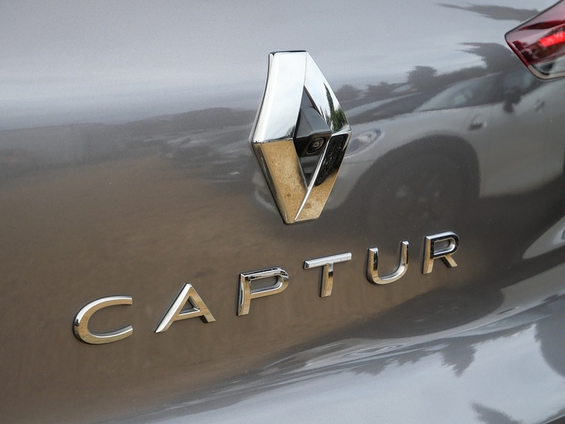 Used Renault Captur 2021 for sale - 76686800: Photo 30