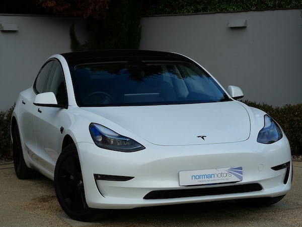 Used Tesla Model 3 2022 for sale - 76210990: Photo 2