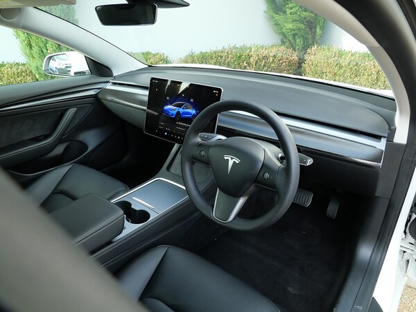 Used Tesla Model 3 2022 for sale - 76210990: Photo 4