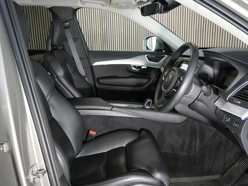 Used Volvo XC90 2021 for sale - 77303182: Photo 32