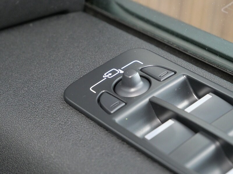 Used Land Rover Discovery Sport for sale - 77937378: Photo 43