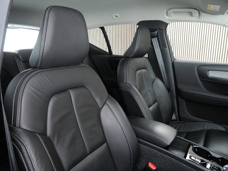 Used Volvo XC40 2022 for sale - 77840637: Photo 31