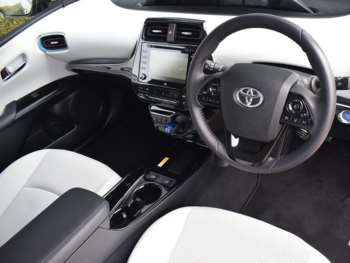 Used Toyota Prius 2020 for sale - 75078380: Photo