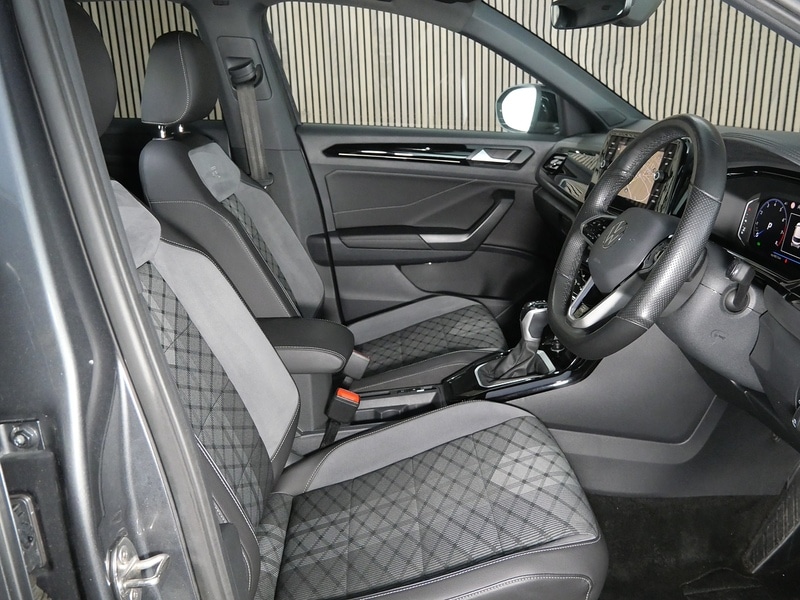 Used Volkswagen T-Roc 2023 for sale - 77276913: Photo 17