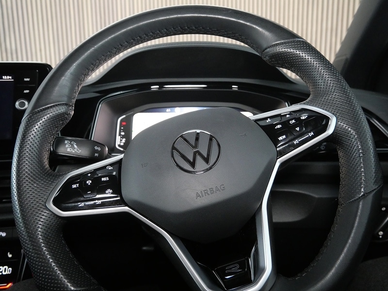 Used Volkswagen T-Roc 2023 for sale - 77276913: Photo 22