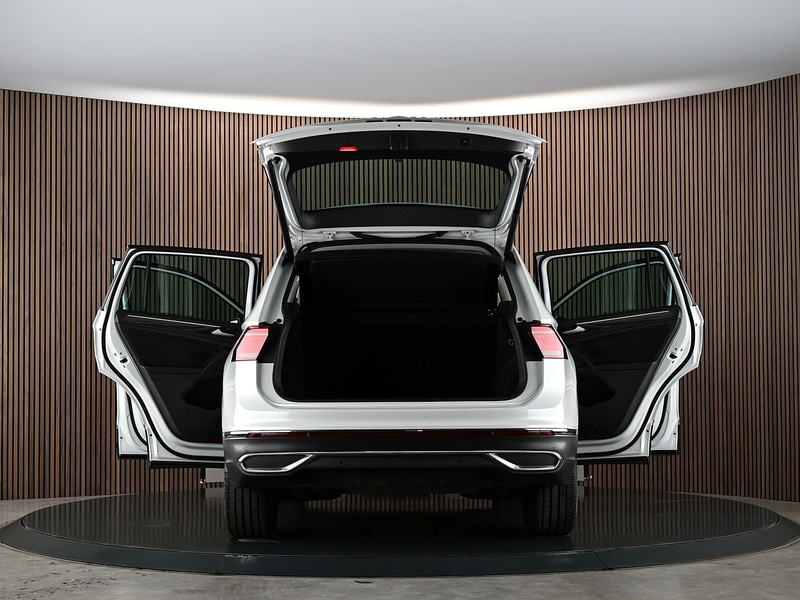 Used Volkswagen Tiguan 2023 for sale - 78069570: Photo 18