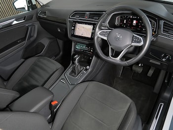 Used Volkswagen Tiguan 2023 for sale - 78069570: Photo