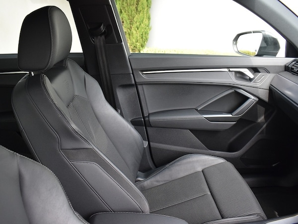 Used Audi Q3 2022 for sale - 76299820: Photo 19