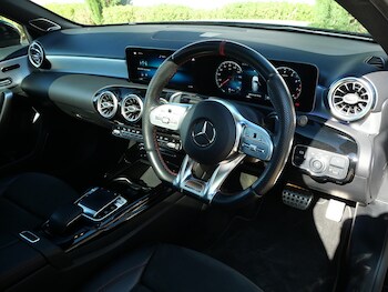 Used Mercedes-Benz A-Class 2019 for sale - 75765772: Photo