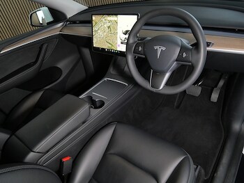 Used Tesla Model Y 2024 for sale - 79507152: Photo