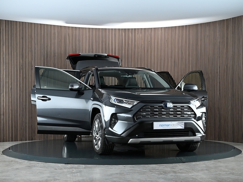 Used Toyota RAV4 2021 for sale - 77264025: Photo 14