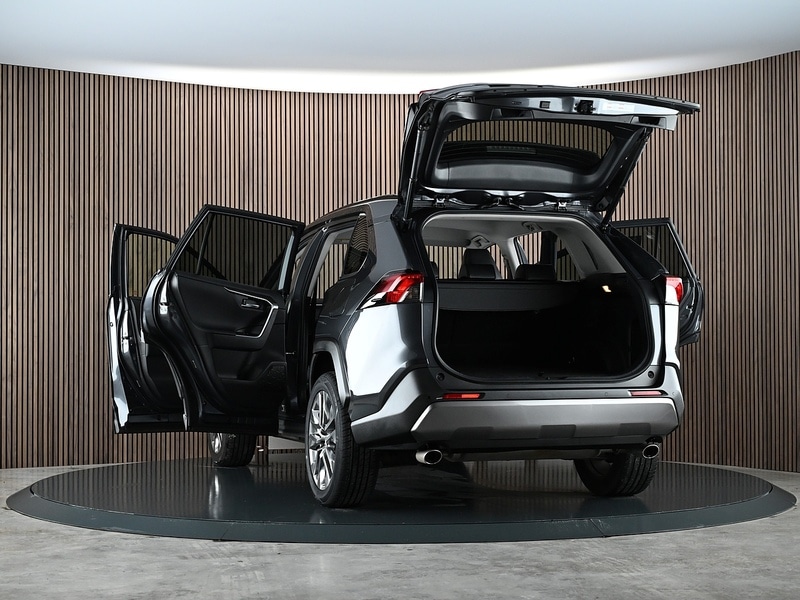 Used Toyota RAV4 2021 for sale - 77264025: Photo 17