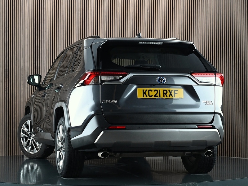 Used Toyota RAV4 2021 for sale - 77264025: Photo 2