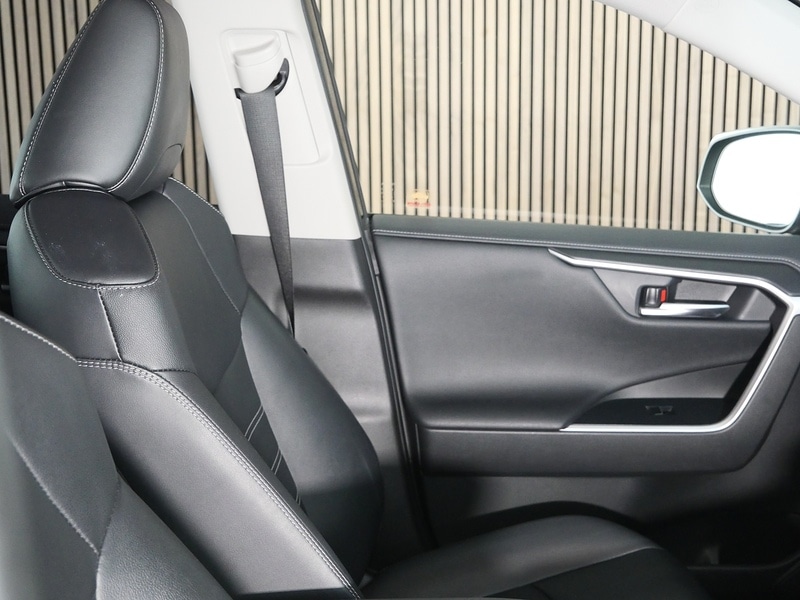 Used Toyota RAV4 2021 for sale - 77264025: Photo 31