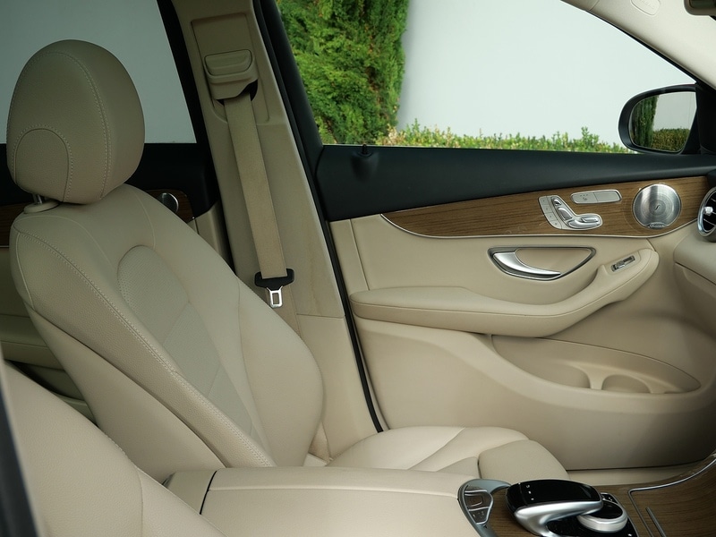 Used Mercedes-Benz GLC 2017 for sale - 76686793: Photo 17