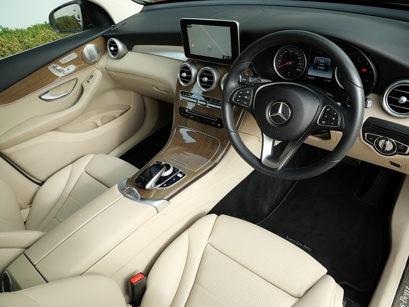 Used Mercedes-Benz GLC 2017 for sale - 76686793: Photo 3