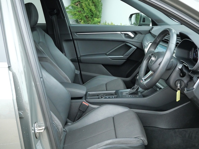 Used Audi Q3 2020 for sale - 76962847: Photo 21