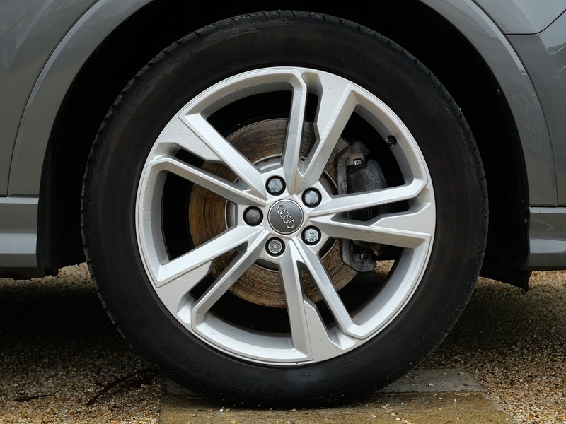 Used Audi Q3 2020 for sale - 76962847: Photo 32