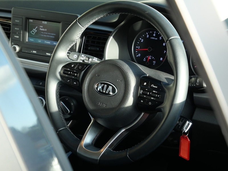 Used Kia Rio 2017 for sale - 76784428: Photo 12