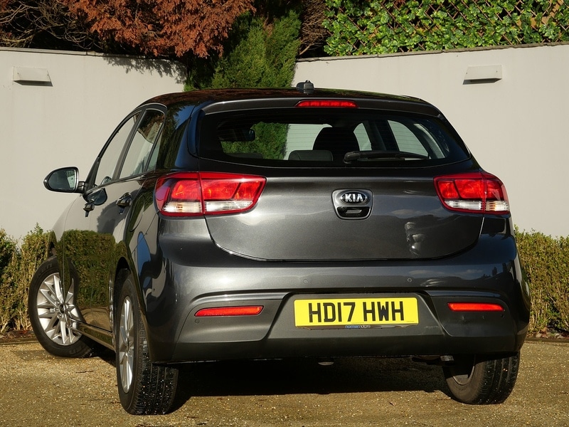 Used Kia Rio 2017 for sale - 76784428: Photo 2