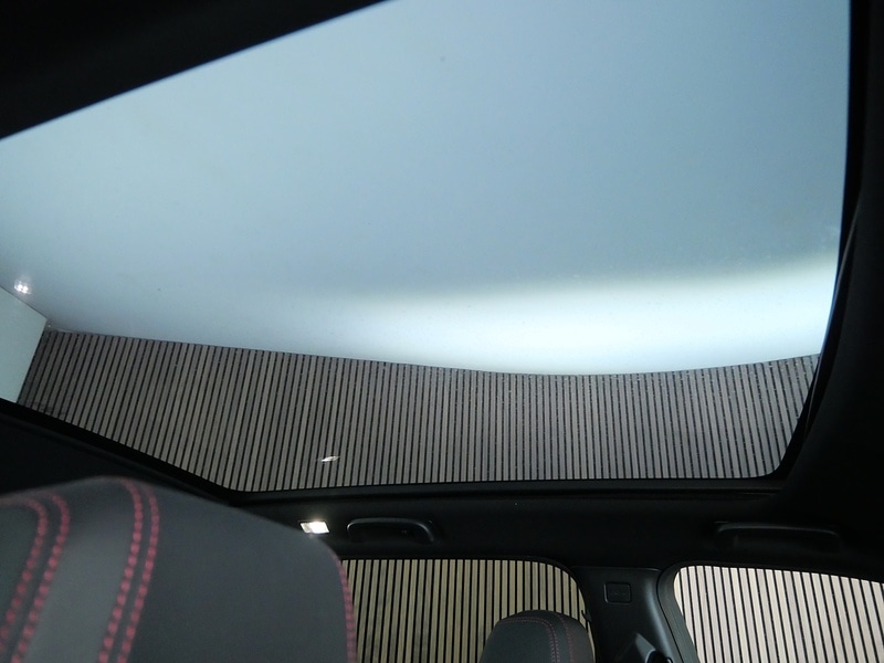 Used Land Rover Discovery Sport 2022 for sale - 77188907: Photo 33