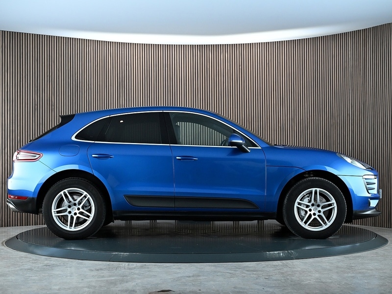 Used Porsche Macan 2017 for sale - 77494311: Photo 11