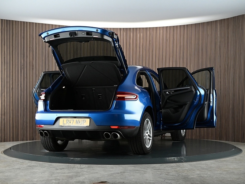 Used Porsche Macan 2017 for sale - 77494311: Photo 19