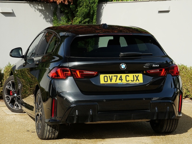 Used BMW 1 Series 2024 for sale - 76341072: Photo 9