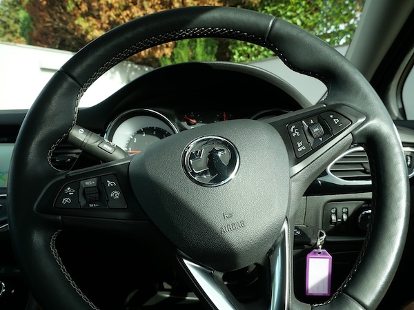 Used Vauxhall Astra 2021 for sale - 75970307: Photo 22