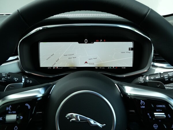 Used Jaguar F-Pace 2023 for sale - 75265301: Photo 13