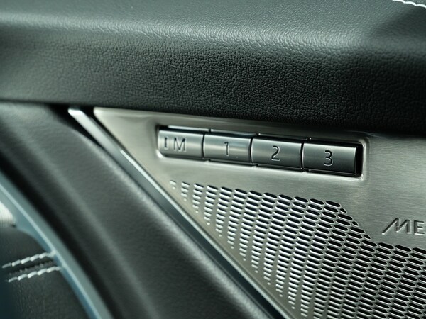 Used Jaguar F-Pace 2023 for sale - 75265301: Photo 29