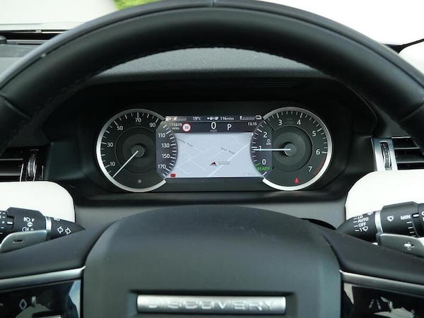 Used Land Rover Discovery Sport 2023 for sale - 76133042: Photo 14