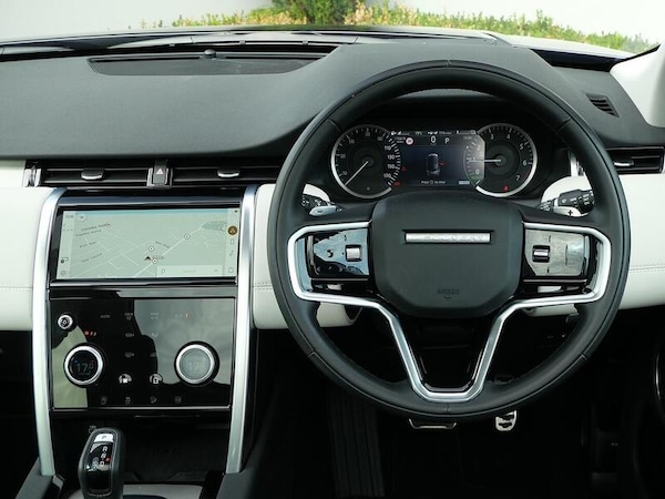 Used Land Rover Discovery Sport 2023 for sale - 76133042: Photo 17