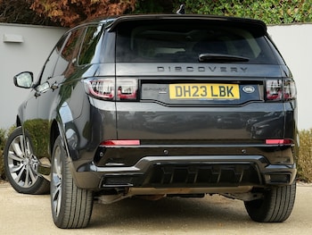 Used Land Rover Discovery Sport 2023 for sale - 76133042: Photo 2